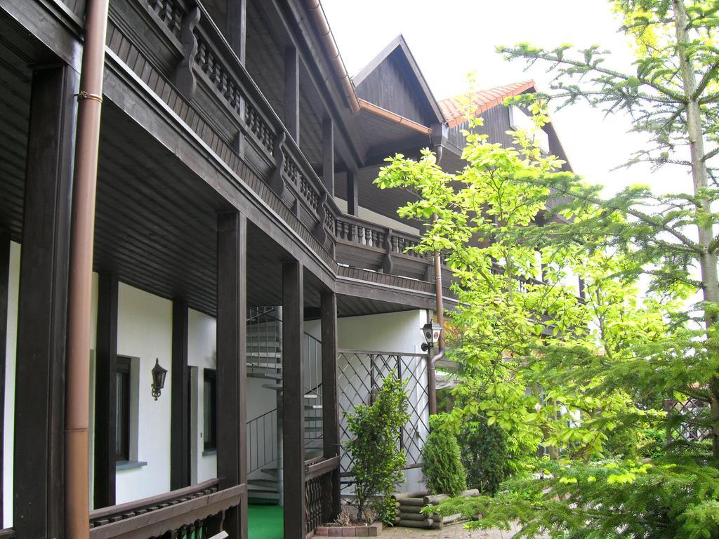 Motel Zur Festwiese Gierstädt Extérieur photo