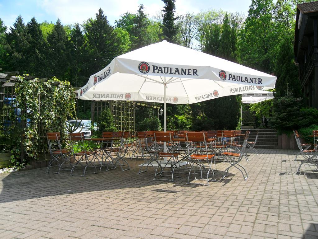 Motel Zur Festwiese Gierstädt Extérieur photo